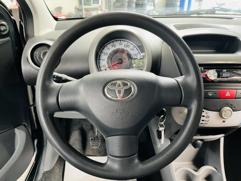 Photo 4 de l'offre de TOYOTA AYGO 1.0 VVT-i  Confort à 5990€ chez Occasions Champenoises