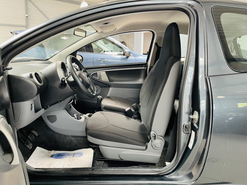 Photo 8 de l'offre de TOYOTA AYGO 1.0 VVT-i  Confort à 5990€ chez Occasions Champenoises