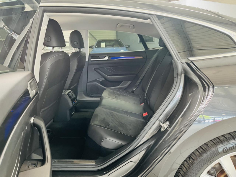 Photo 14 de l'offre de VOLKSWAGEN ARTEON 2.0 TDI Evo 150 DSG 7 Elegance à 25990€ chez Occasions Champenoises