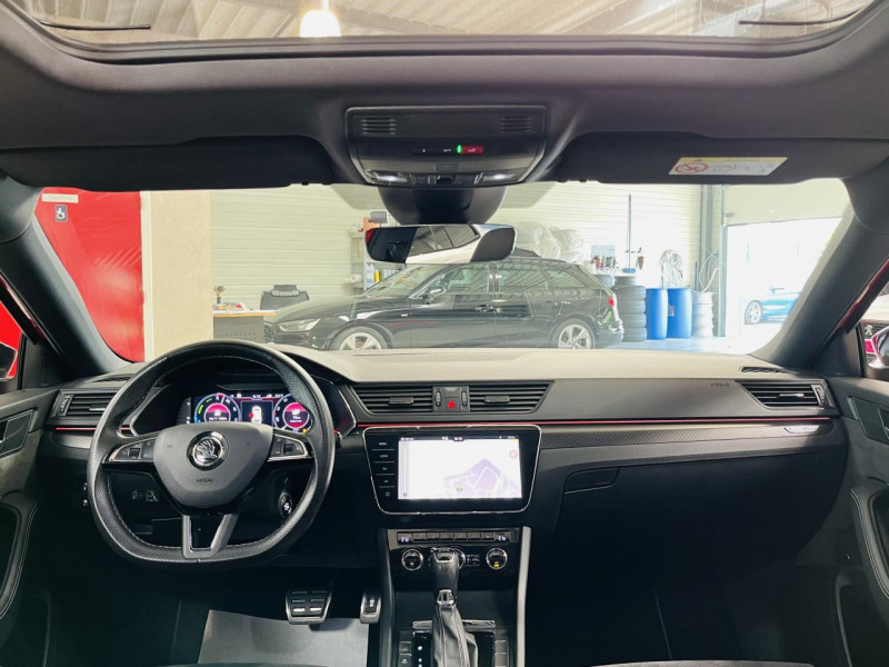 Photo 4 de l'offre de SKODA SUPERB COMBI 1.4 TSI PHEV 218ch DSG6 Sportline à 22990€ chez Occasions Champenoises