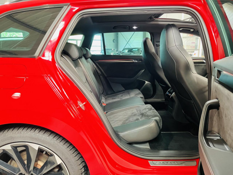 Photo 18 de l'offre de SKODA SUPERB COMBI 1.4 TSI PHEV 218ch DSG6 Sportline à 22990€ chez Occasions Champenoises