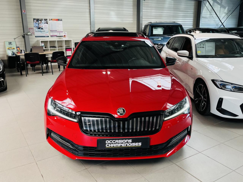 Photo 3 de l'offre de SKODA SUPERB COMBI 1.4 TSI PHEV 218ch DSG6 Sportline à 22990€ chez Occasions Champenoises