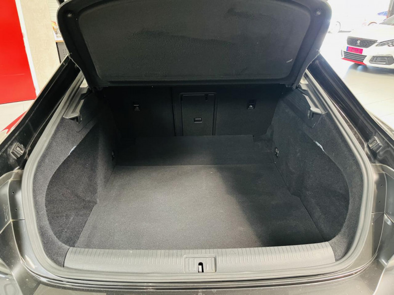 Photo 16 de l'offre de VOLKSWAGEN ARTEON 2.0 TDI Evo 150 DSG 7 Elegance à 25990€ chez Occasions Champenoises