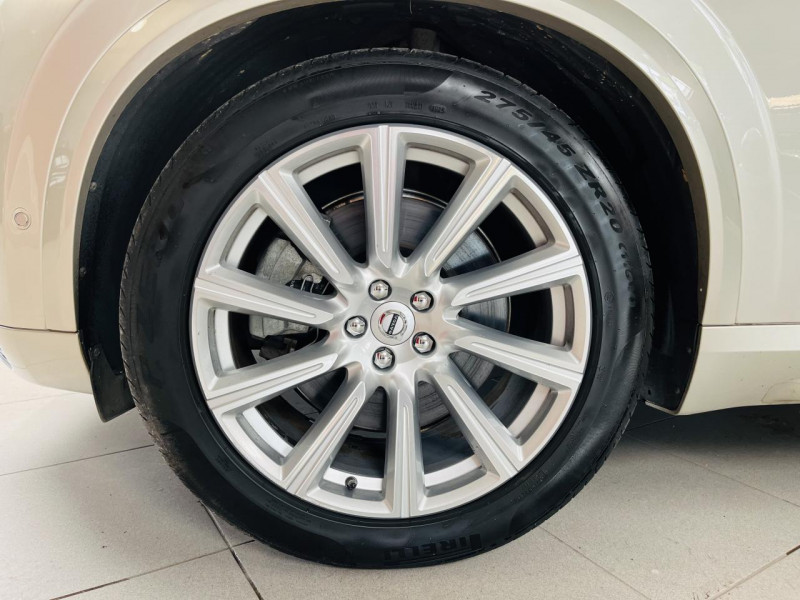 Photo 28 de l'offre de VOLVO XC90  T8 Twin Engine AWD 320 + 87 Inscription Geartronic 7pl à 32990€ chez Occasions Champenoises