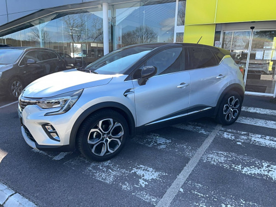 Acheter Renault Captur 2 Captur E-Tech 145 - 21 Intens 5p neuve dans les concessions du Groupe Faurie