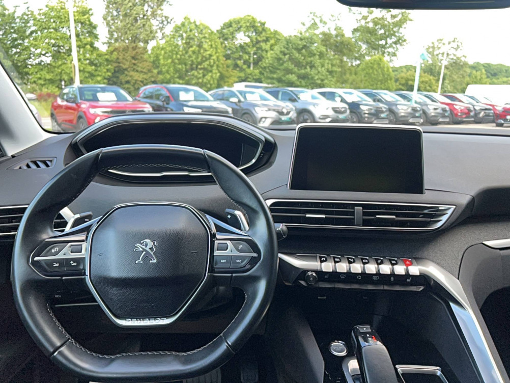 Acheter Peugeot 3008 3008 1.2 Puretech 130ch S&S EAT6 Allure 5p occasion dans les concessions du Groupe Faurie