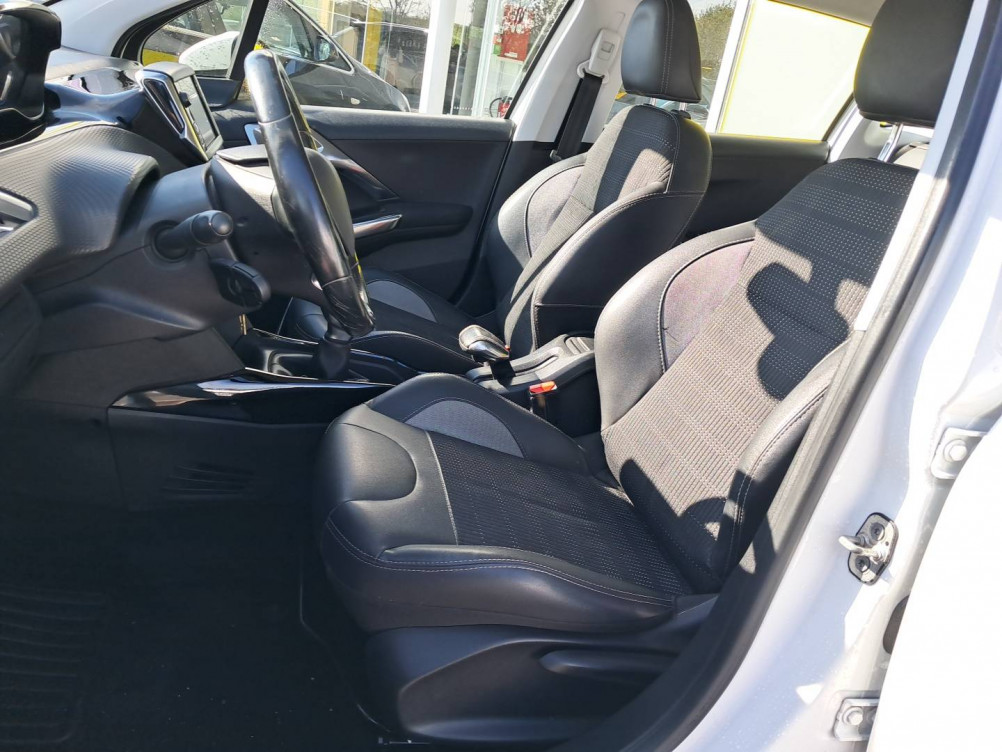 Acheter Peugeot 2008 2008 1.2 PureTech 110ch S&S BVM5 Allure 5p occasion dans les concessions du Groupe Faurie