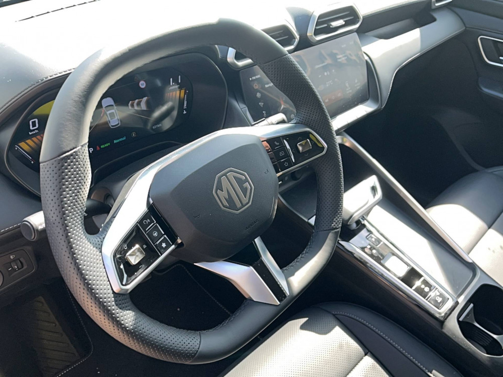 Acheter MG Motor ZS ZS 1.5 L Hybrid+ 197 ch Luxury 5p neuf dans les concessions du Groupe Faurie