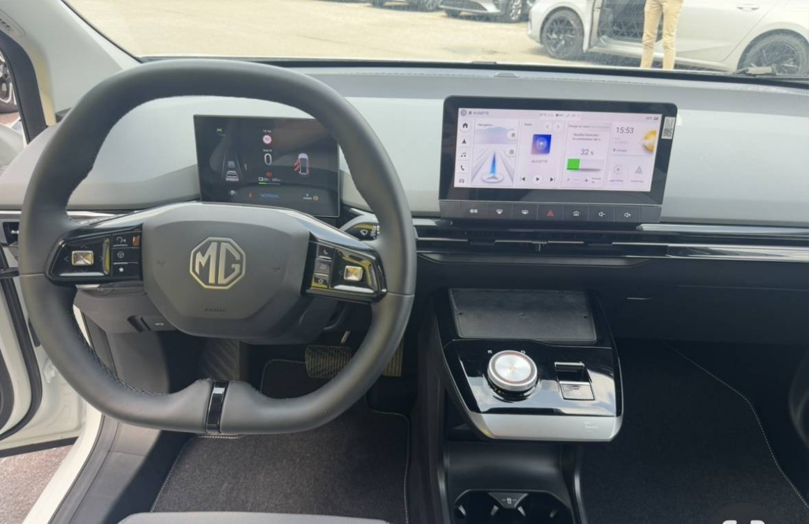 Acheter MG Motor MG 4 MG4 Electric 64kWh - 150 kW 2WD Luxury 5p neuf dans les concessions du Groupe Faurie