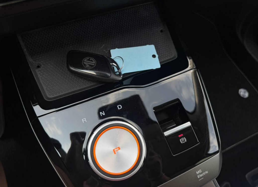 Acheter MG Motor MG 4 MG4 Electric 64kWh - 150 kW 2WD Luxury 5p neuf dans les concessions du Groupe Faurie