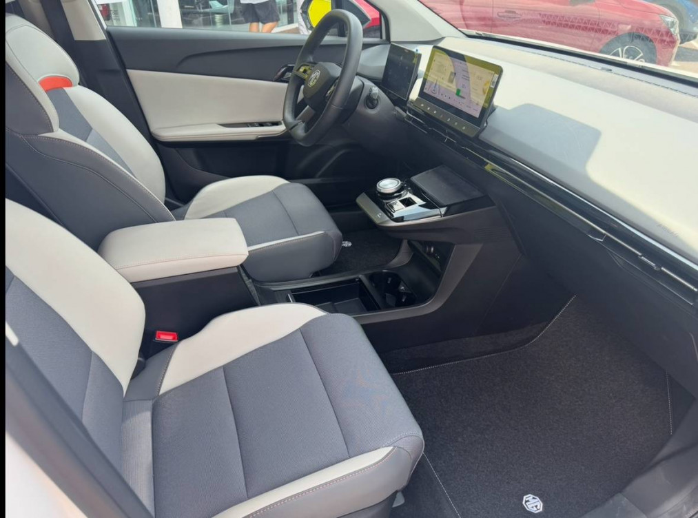 Acheter MG Motor MG 4 MG4 Electric 64kWh - 150 kW 2WD Luxury 5p neuf dans les concessions du Groupe Faurie