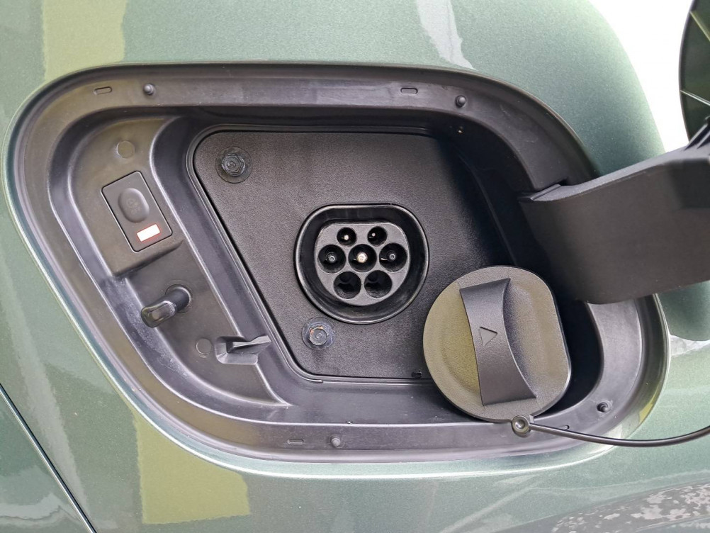 Acheter Kia Sportage Sportage 1.6 T-GDi 265ch ISG Hybride Rechargeable BVA6 4x4 30 Years 5p occasion dans les concessions du Groupe Faurie