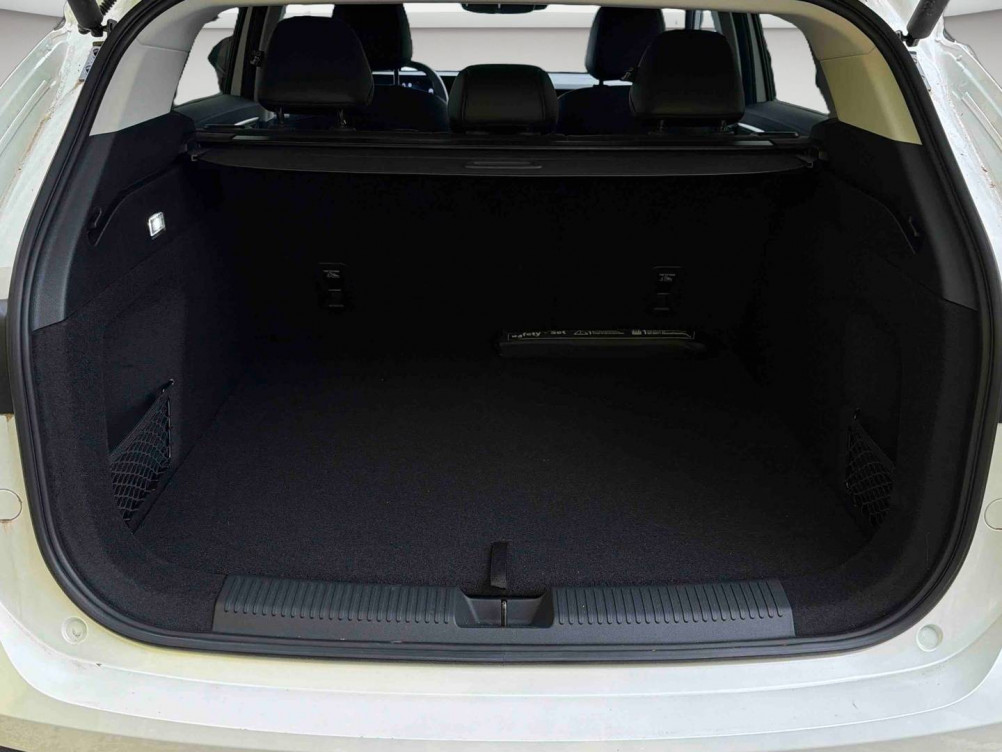 Acheter MG Motor EHS EHS 1.5 Hybrid+ 224 ch Luxury 5p neuf dans les concessions du Groupe Faurie