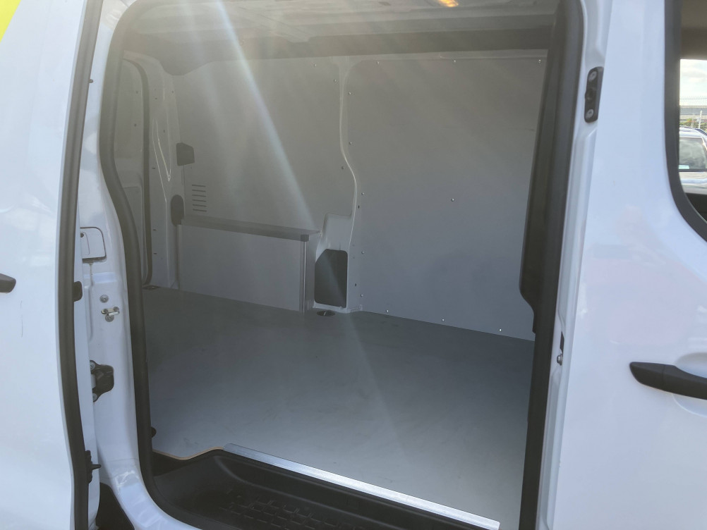 Acheter Opel Vivaro Fourgon VIVARO FGN TAILLE M BLUEHDI 120 S&S BVM6  4p neuf dans les concessions du Groupe Faurie