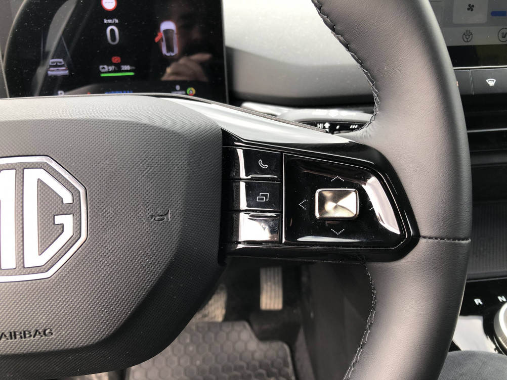 Acheter MG Motor MG 4 MG4 Electric 64kWh - 150 kW 2WD Luxury 5p neuf dans les concessions du Groupe Faurie