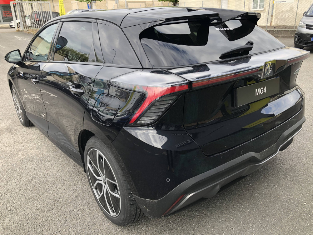 Acheter MG Motor MG 4 MG4 Electric 64kWh - 150 kW 2WD Luxury 5p neuf dans les concessions du Groupe Faurie