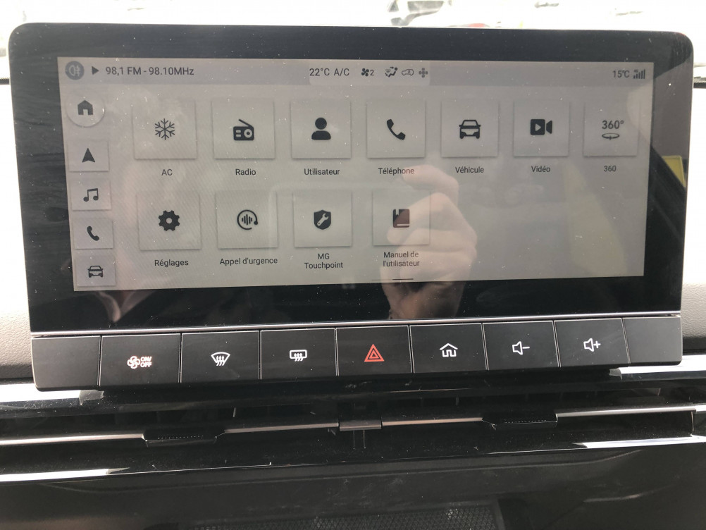 Acheter MG Motor MG 4 MG4 Electric 64kWh - 150 kW 2WD Luxury 5p neuf dans les concessions du Groupe Faurie
