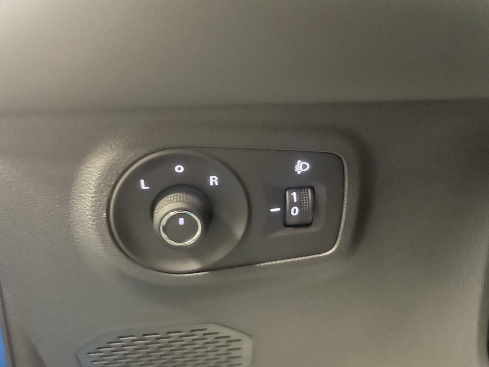 Acheter MG Motor ZS ZS EV Autonomie Standard 51kWh - 130 kW 2WD Comfort 5p occasion dans les concessions du Groupe Faurie