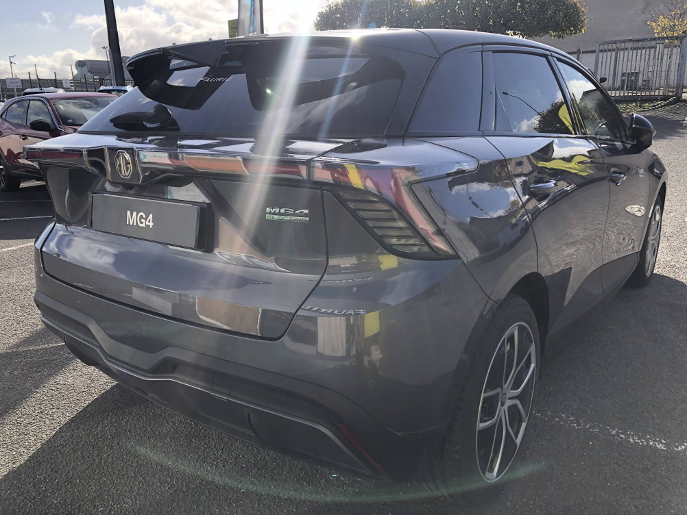 Acheter MG Motor MG 4 MG4 Electric 64kWh - 150 kW 2WD Luxury 5p neuf dans les concessions du Groupe Faurie