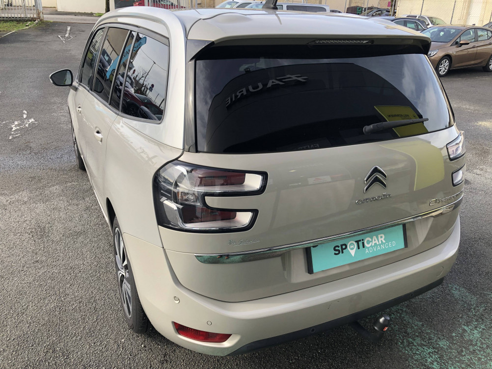 Acheter Citroën C4 Spacetourer Grand C4 Spacetourer PureTech 130 S&S BVM6 Business 5p occasion dans les concessions du Groupe Faurie
