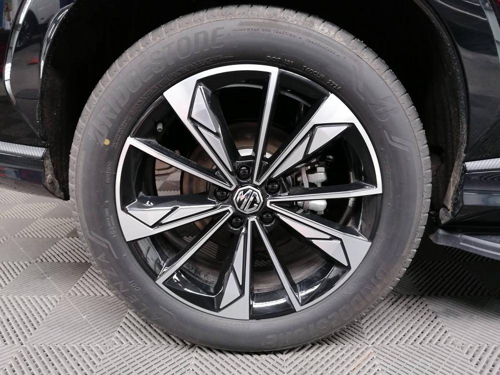 Acheter MG Motor EHS EHS 1.5T PHEV 272 ch Luxury 5p neuf dans les concessions du Groupe Faurie