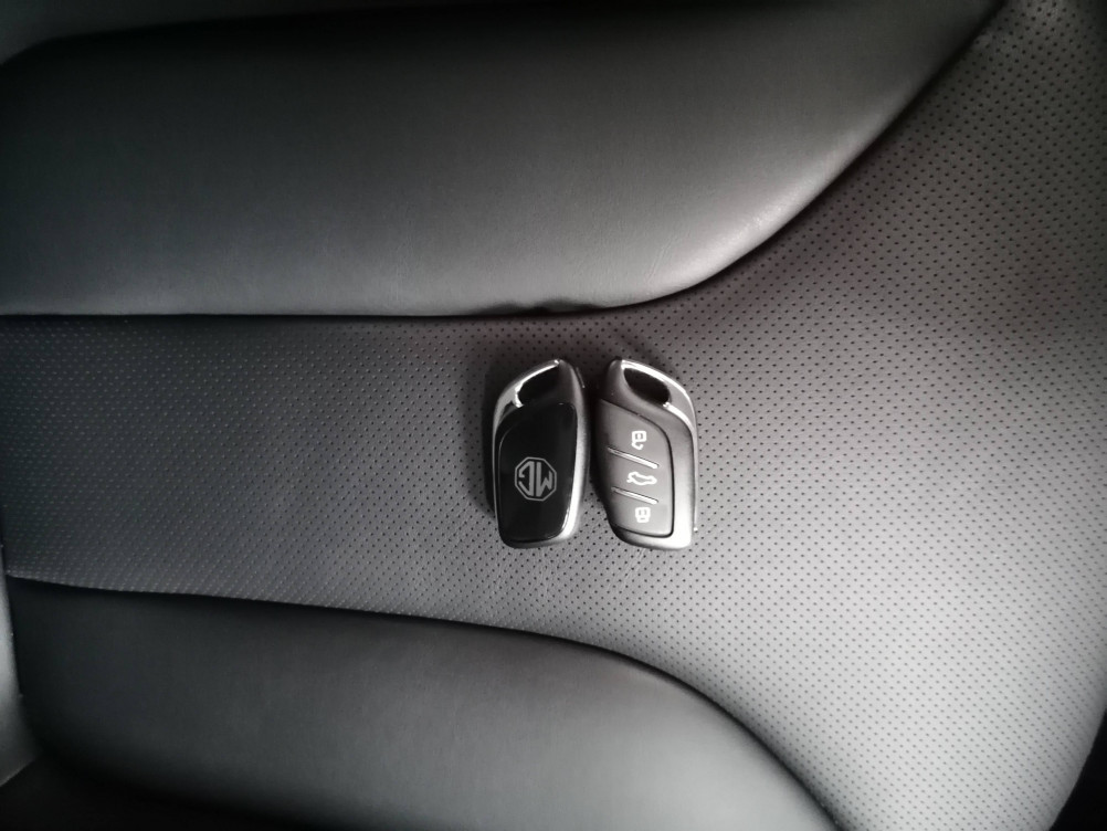 Acheter MG Motor EHS EHS 1.5T PHEV 272 ch Luxury 5p neuf dans les concessions du Groupe Faurie