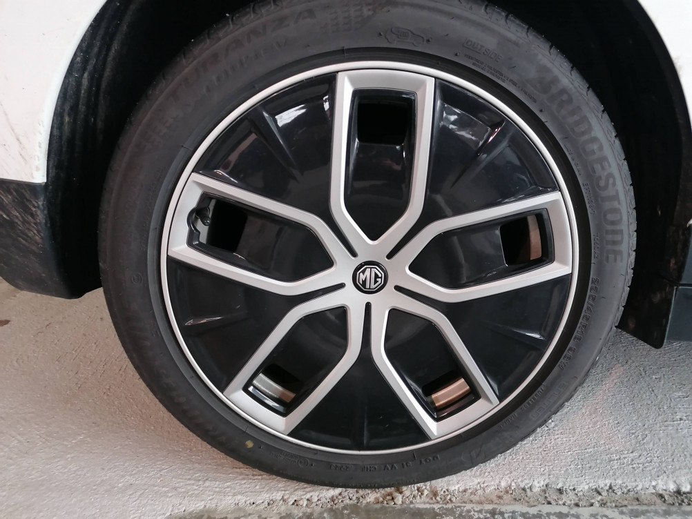 Acheter MG Motor MG 4 MG4 Electric 64kWh - 150 kW 2WD Luxury 5p neuf dans les concessions du Groupe Faurie
