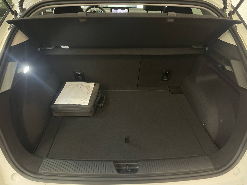 Acheter MG Motor MG 4 MG4 Electric 64kWh - 150 kW 2WD Luxury 5p neuf dans les concessions du Groupe Faurie