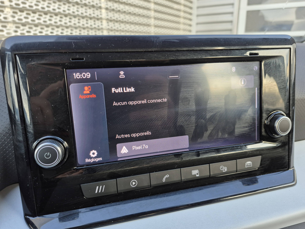 Acheter Seat Arona Arona 1.0 TSI 110 ch Start/Stop DSG7 Style Business 5p occasion dans les concessions du Groupe Faurie