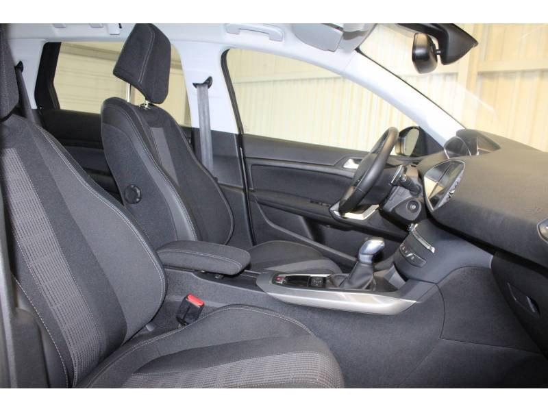 Photo 9 de l'offre de PEUGEOT 308 SW BlueHDi 130ch S&S EAT6 Allure à 19990€ chez Francepronet Car Center