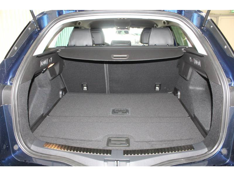 Photo 11 de l'offre de RENAULT Mégane IV ESTATE TCe 160 EDC FAP Intens à 21990€ chez Francepronet Car Center