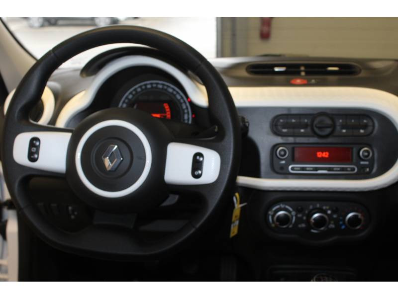 Photo 7 de l'offre de RENAULT Twingo III SCe 75 - 20 Zen à 9990€ chez Francepronet Car Center