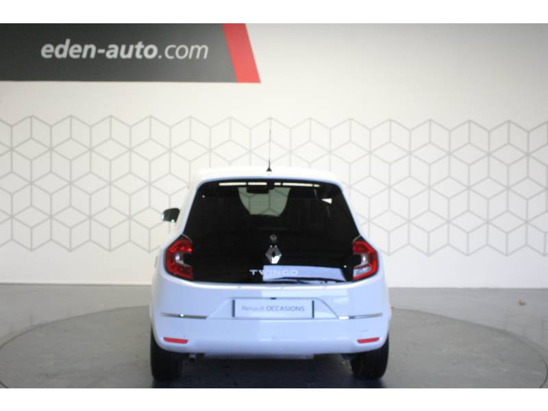 Photo 4 de l'offre de RENAULT Twingo III TCe 95 Intens à 10990€ chez Francepronet Car Center