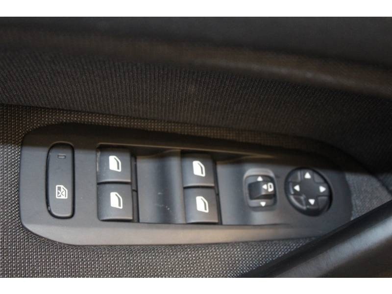 Photo 10 de l'offre de PEUGEOT 308 SW BlueHDi 130ch S&S EAT6 Allure à 19990€ chez Francepronet Car Center