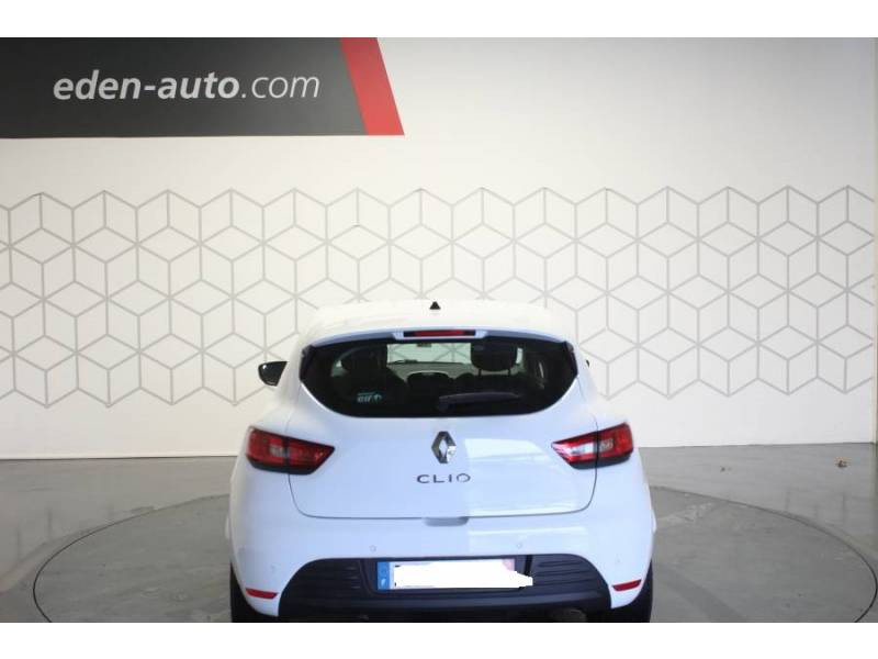 Photo 4 de l'offre de RENAULT Clio IV BUSINESS dCi 90 Energy 82g à 9990€ chez Francepronet Car Center