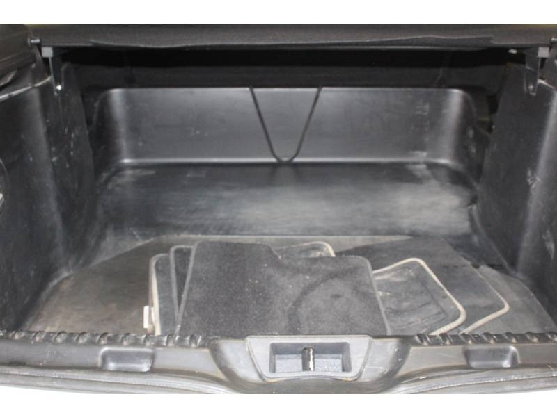 Photo 11 de l'offre de RENAULT Mégane IV SOCIETE DCI 110 ENERGY AIR NAV REVERSIBLE à 8690€ chez Francepronet Car Center