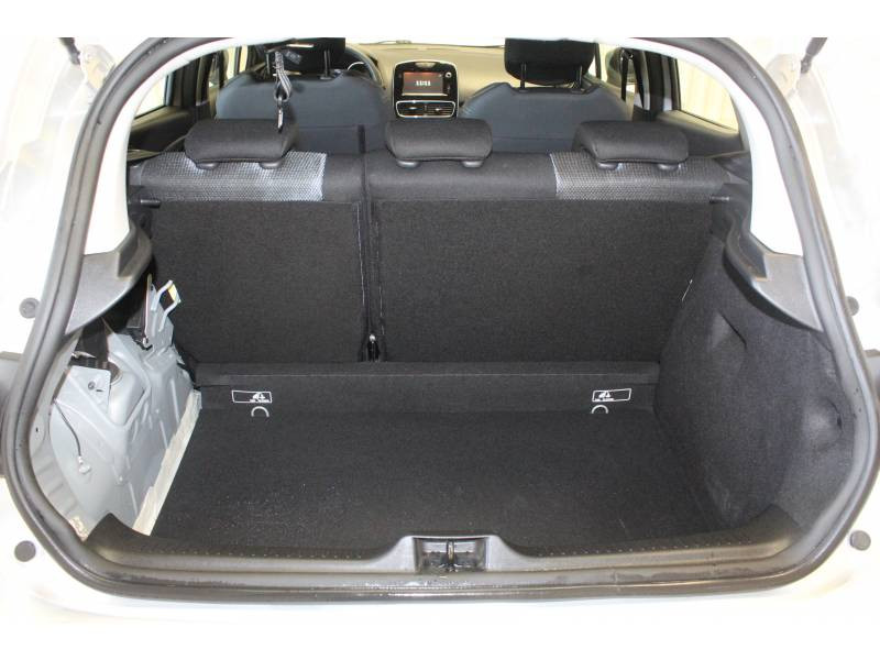 Photo 11 de l'offre de RENAULT Clio IV BUSINESS dCi 75 Energy à 10990€ chez Francepronet Car Center