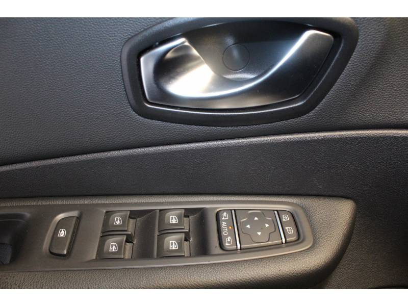 Photo 10 de l'offre de RENAULT Captur dCi 90 Energy Intens à 13990€ chez Francepronet Car Center