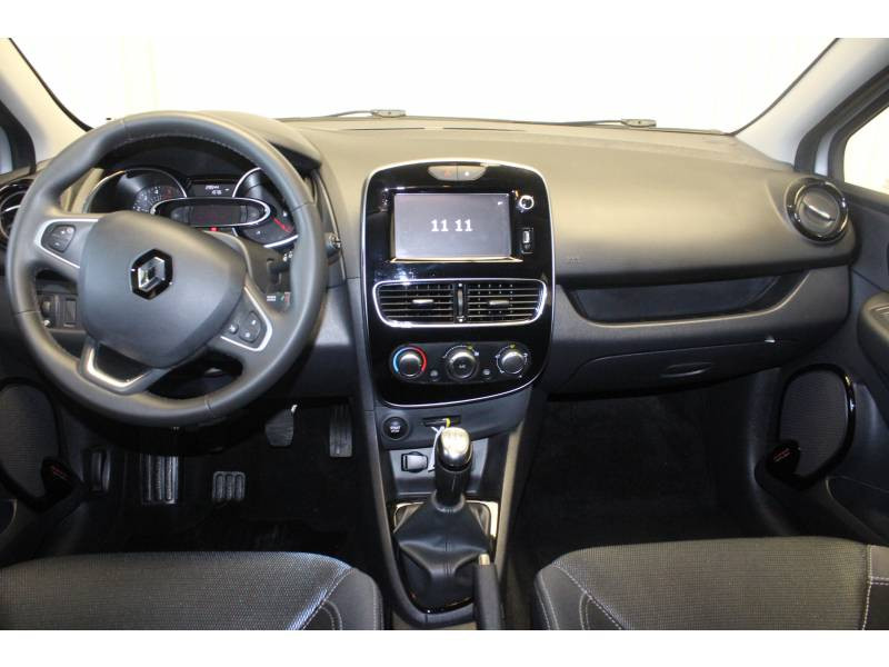 Photo 8 de l'offre de RENAULT Clio IV BUSINESS dCi 75 Energy à 10990€ chez Francepronet Car Center