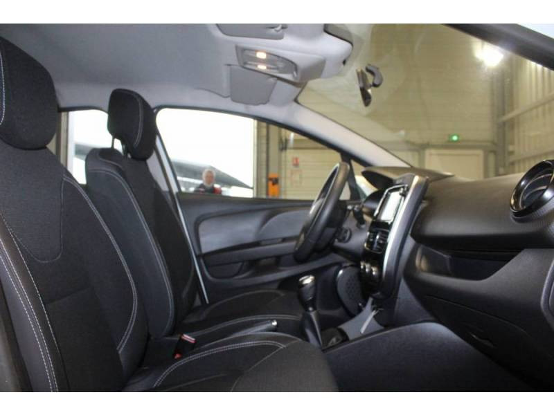 Photo 9 de l'offre de RENAULT Clio IV dCi 75 Energy Zen à 9990€ chez Francepronet Car Center
