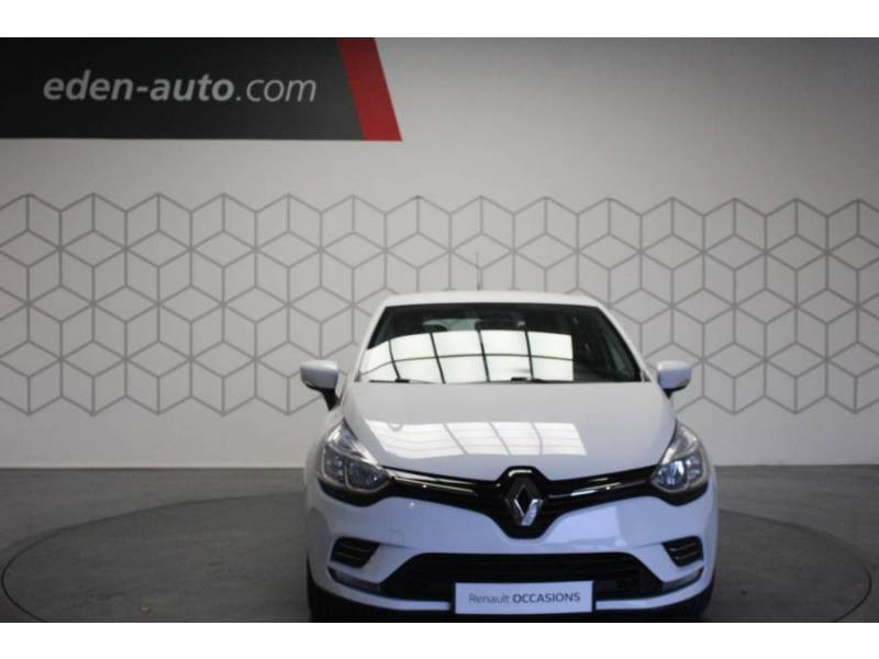 Photo 2 de l'offre de RENAULT Clio IV dCi 75 Energy Zen à 9990€ chez Francepronet Car Center