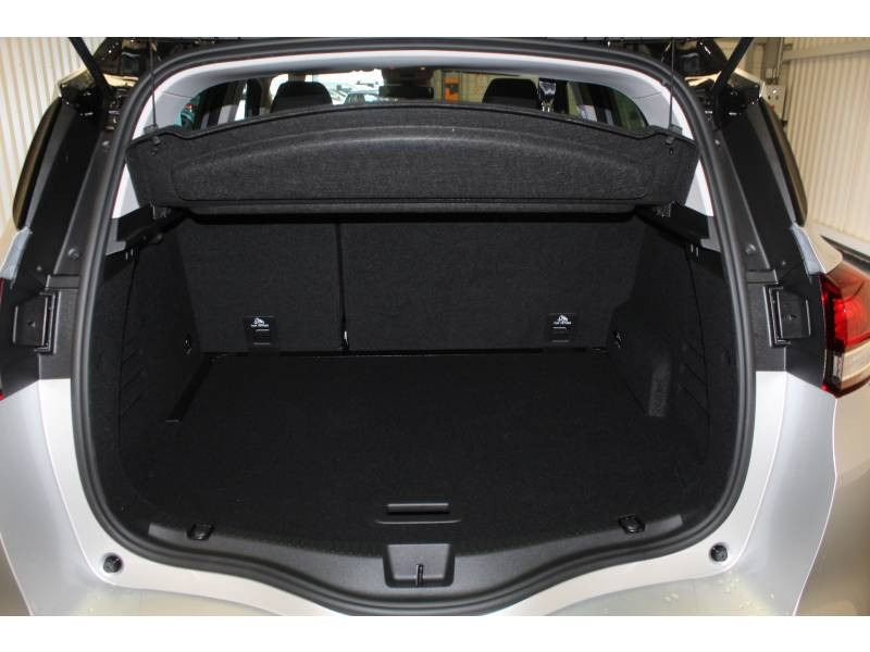 Photo 13 de l'offre de RENAULT Scénic IV Blue dCi 120 Limited à 22990€ chez Francepronet Car Center