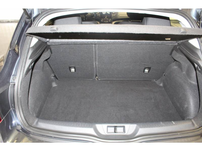 Photo 12 de l'offre de RENAULT Mégane IV BERLINE BUSINESS dCi 110 Energy EDC à 14990€ chez Francepronet Car Center