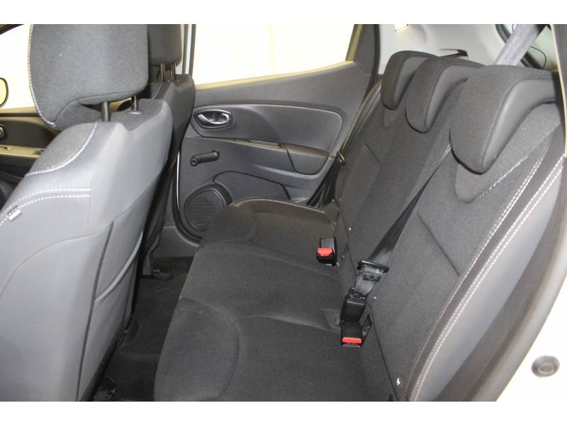 Photo 9 de l'offre de RENAULT Clio IV dCi 75 Energy Zen à 9990€ chez Francepronet Car Center