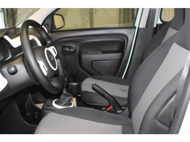 Photo 7 de l'offre de RENAULT Twingo III SCe 65 - 20 Life à 9490€ chez Francepronet Car Center
