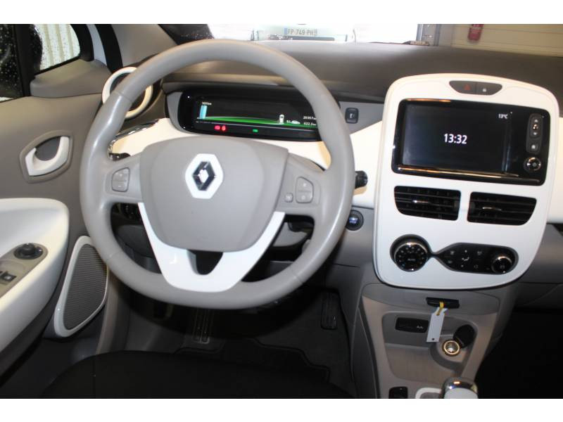 Photo 8 de l'offre de RENAULT Zoe Life à 7990€ chez Francepronet Car Center