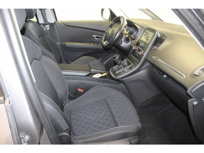 Photo 11 de l'offre de RENAULT Scénic IV Blue dCi 120 Limited à 17990€ chez Francepronet Car Center