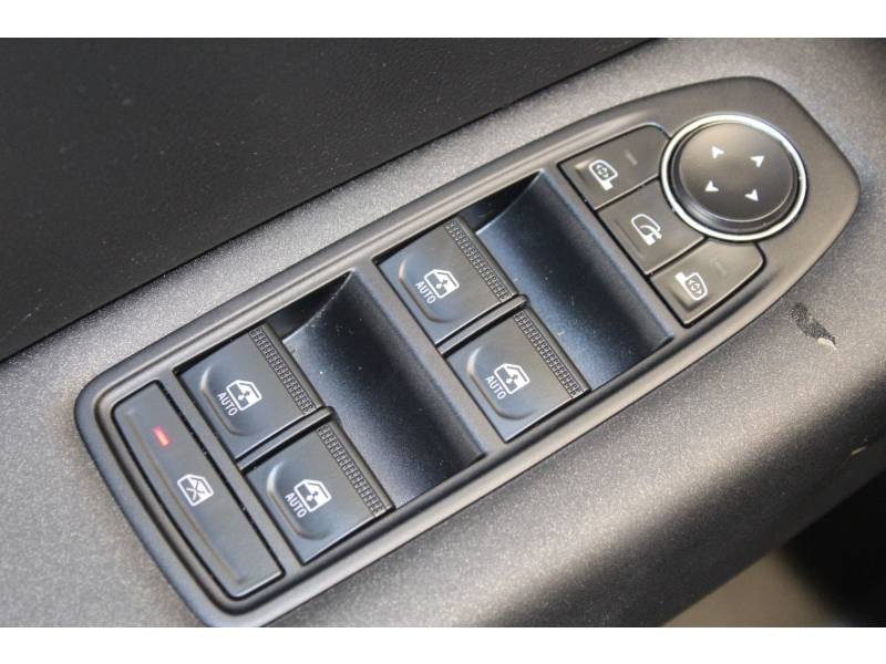 Photo 9 de l'offre de RENAULT Captur TCe 130 FAP Business à 20490€ chez Francepronet Car Center