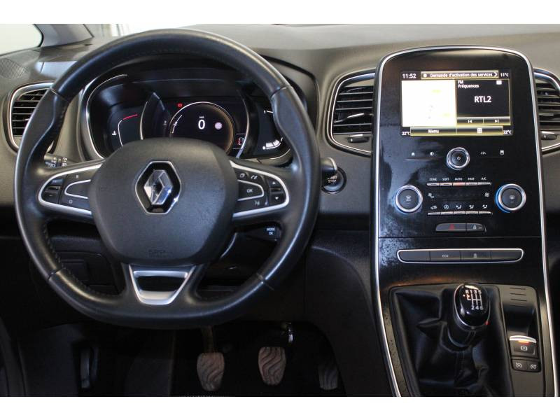 Photo 8 de l'offre de RENAULT Scénic IV BUSINESS Blue dCi 120 à 13990€ chez Francepronet Car Center