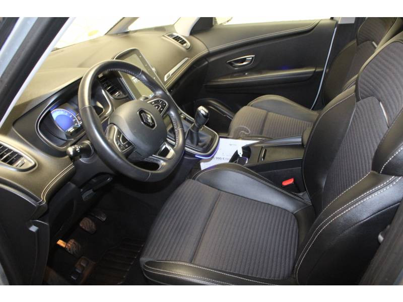 Photo 7 de l'offre de RENAULT Scénic IV dCi 110 Energy Intens à 15990€ chez Francepronet Car Center